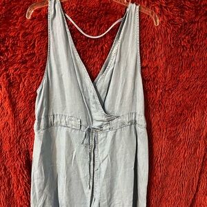 Cute blue jeans shorts with overlay